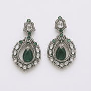 Elegant emerald green teardrop design