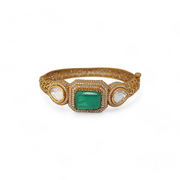 Emerald Reign Bangle – Elegant Handcrafted Bracelets