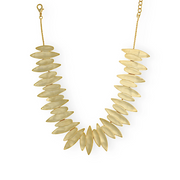 Golden Plume Necklace – Elegant Handcrafted Necklaces